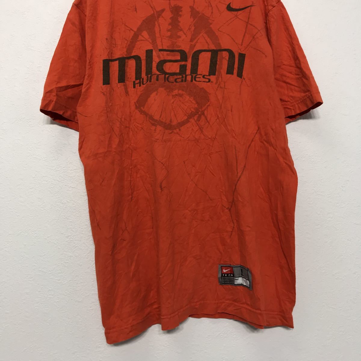 NIKE 半袖 プリント Tシャツ L オレンジ ブラック ナイキ miami hurricanes ロゴ 古着卸 アメリカ仕入 a507-6848_画像3