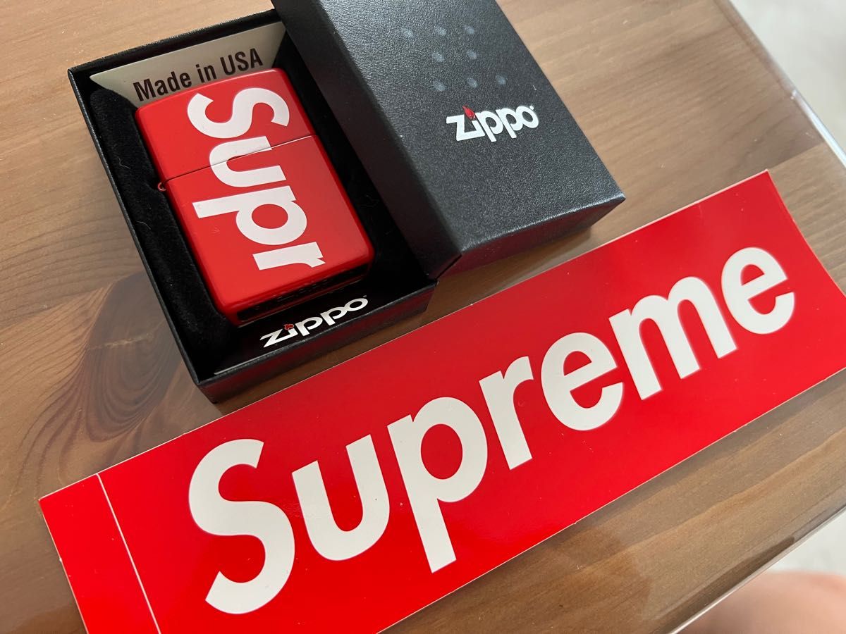 美品 zippo ×Supreme 18SS Supreme Logo Zippo Red オイルライター レッド｜PayPayフリマ