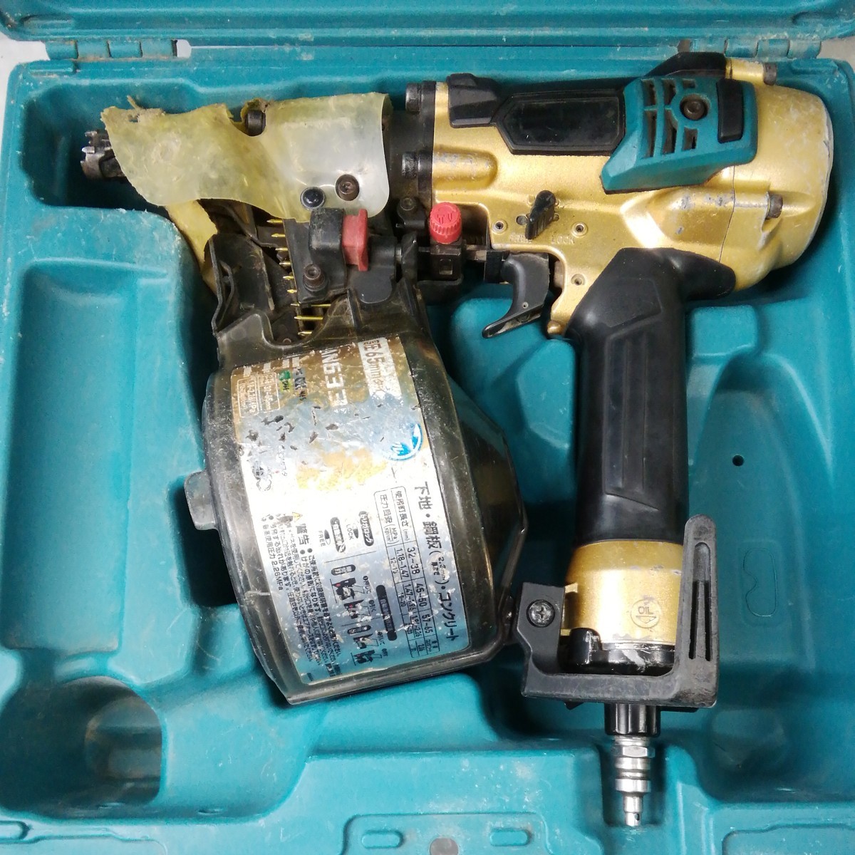 低価格 makita 釘打機 AN633H 創業100周年 限定仕様 ゴールド エア
