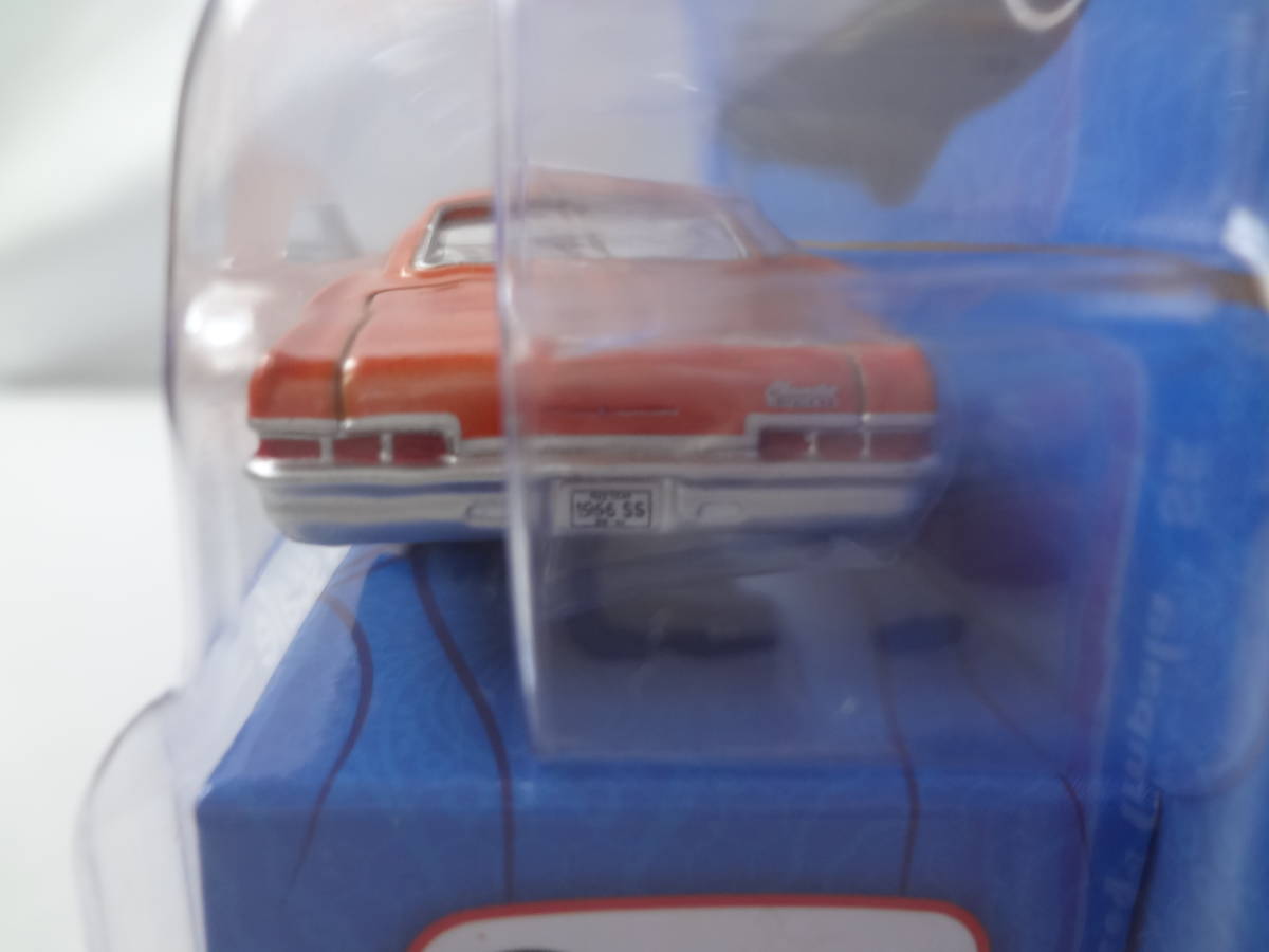 AutoWorld　オートワールド　1/64　1966 Chevy Impala SS　シェビー インパラ SS　オレンジ_画像6