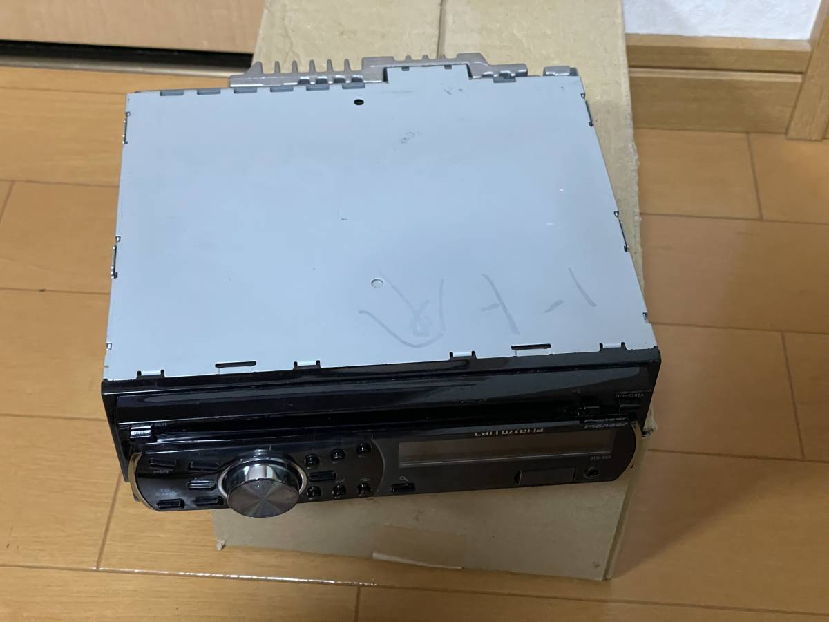 動作品□カロッツェリア製1DIN CD/USB/AUXデッキ DEH-550 動作確認済み 本体のみ_画像8