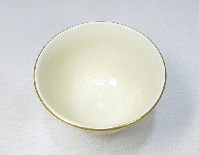F3128】茶道具 薩摩焼 江月窯 新妻守 色絵金彩 薩摩 茶碗 共箱 F3128】茶道具 薩摩焼 江月窯 新妻守 色絵金彩 薩摩 茶碗 共箱