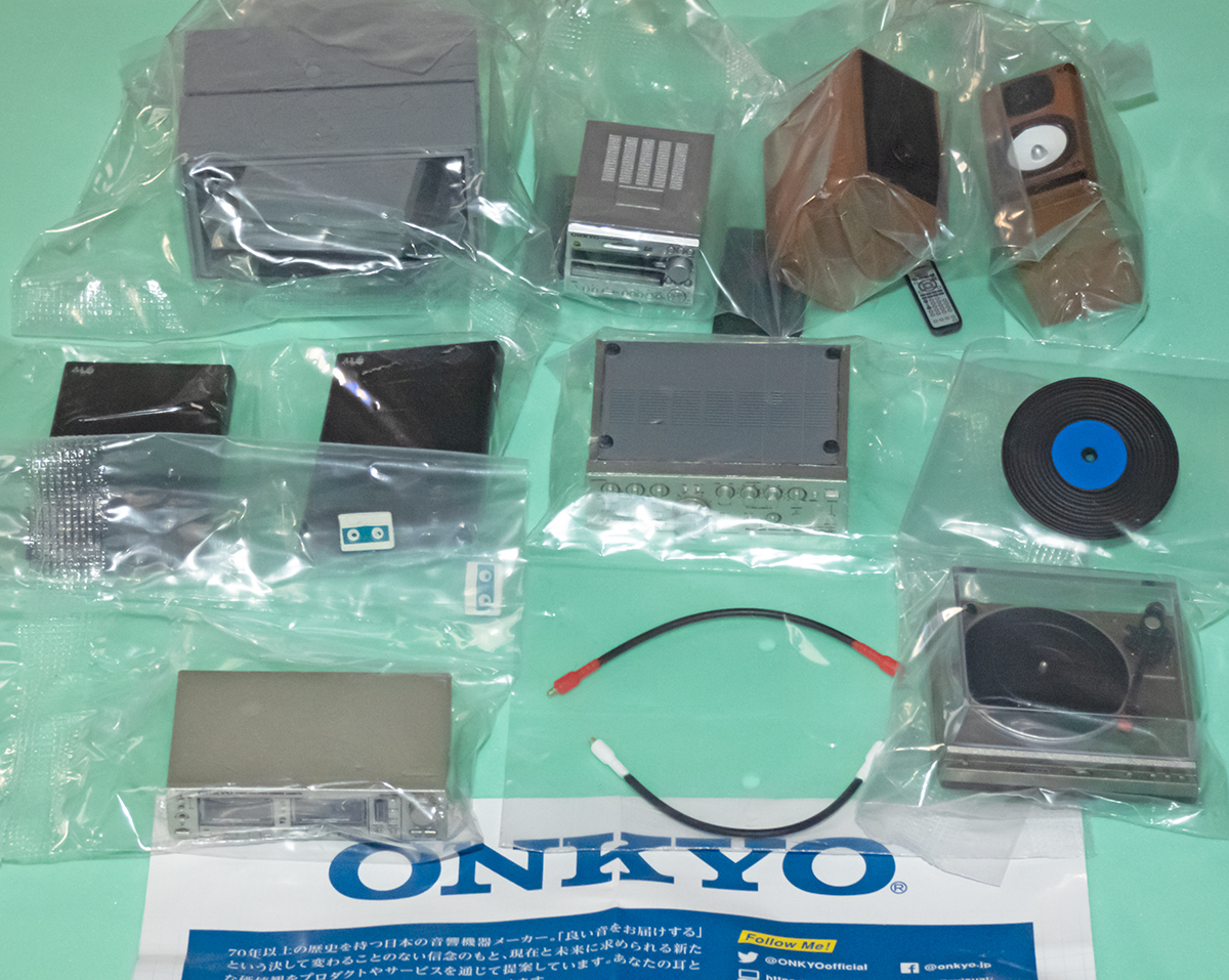 ONKYO AUDIO ミニチュアコレクション 全5種 オンキョー オーディオ フィギュア ミニコンポ レコードプレーヤー アンプ Wカセットデッキ_画像2