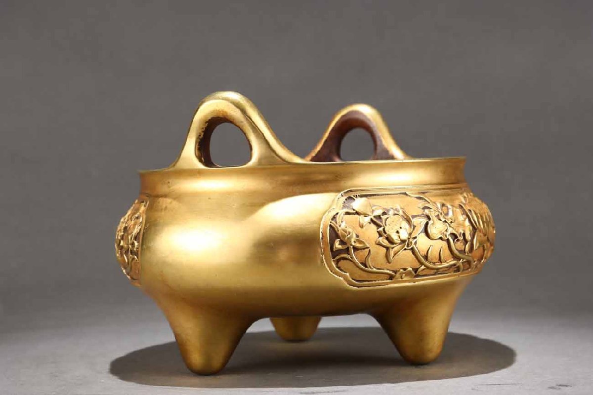 □大成美術□古銅塗金彫刻荷塘妙趣図沖天耳炉世古之宝款(検) 明代唐