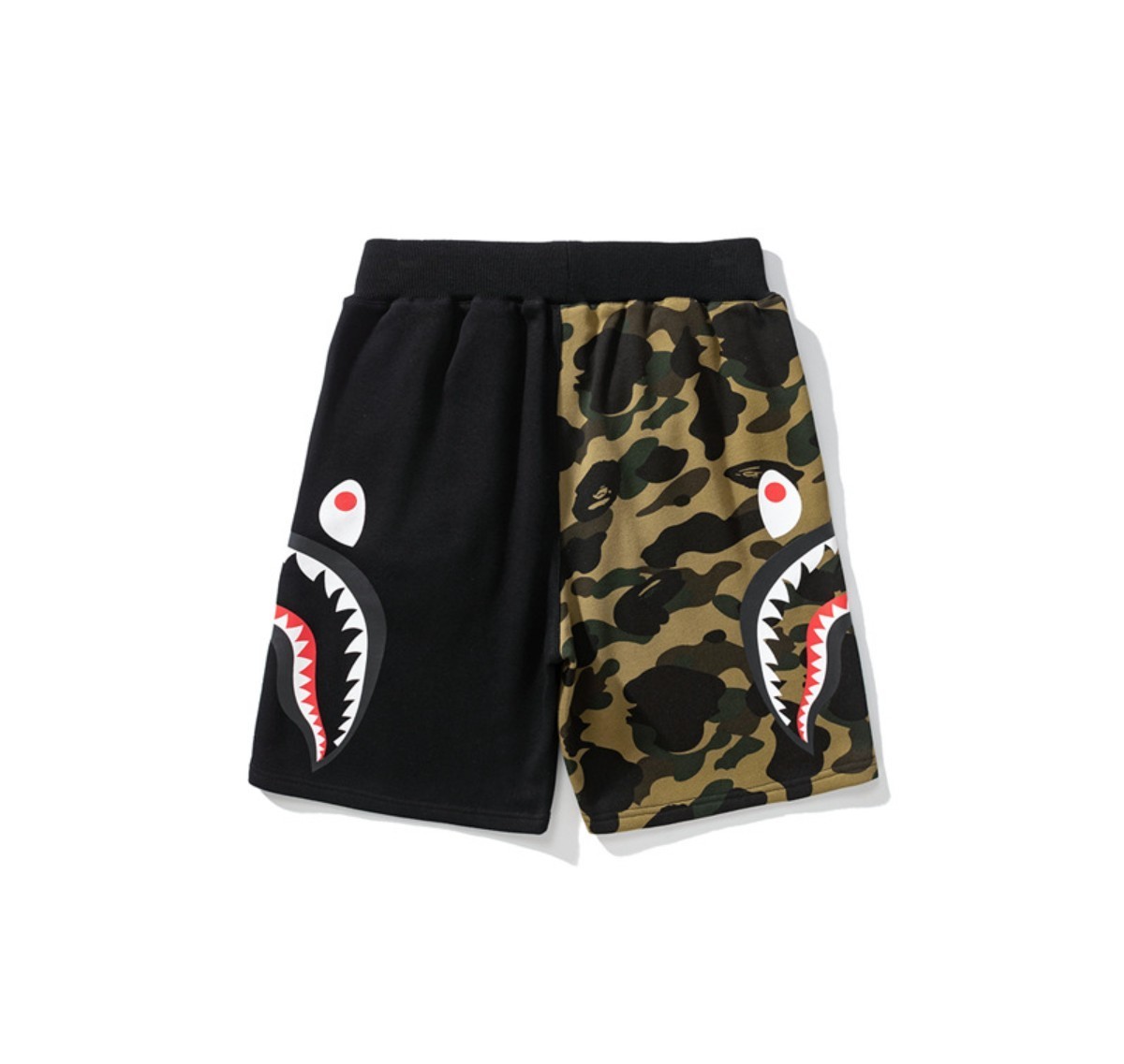 一円スタート☆ BAPE エイプ シャーク カモフラ 迷彩 ショートパンツ