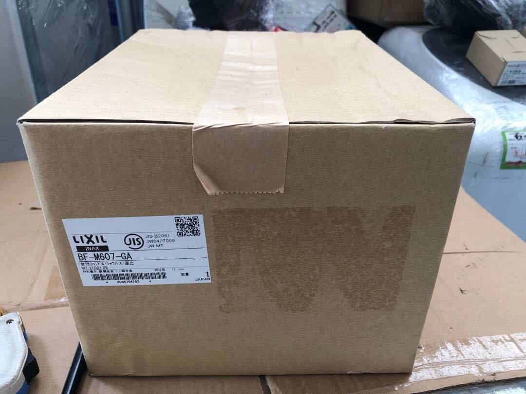 特別オファー 3D7306 リクシル 2ハンドルシャワバス水栓 BF-M607-GA 未使用 LIXIL 浴室用水栓、金具 特別オファー 3D7306 リクシル 2ハンドルシャワバス水栓 BF-M607-GA 未使用 LIXIL 浴室用水栓、金具