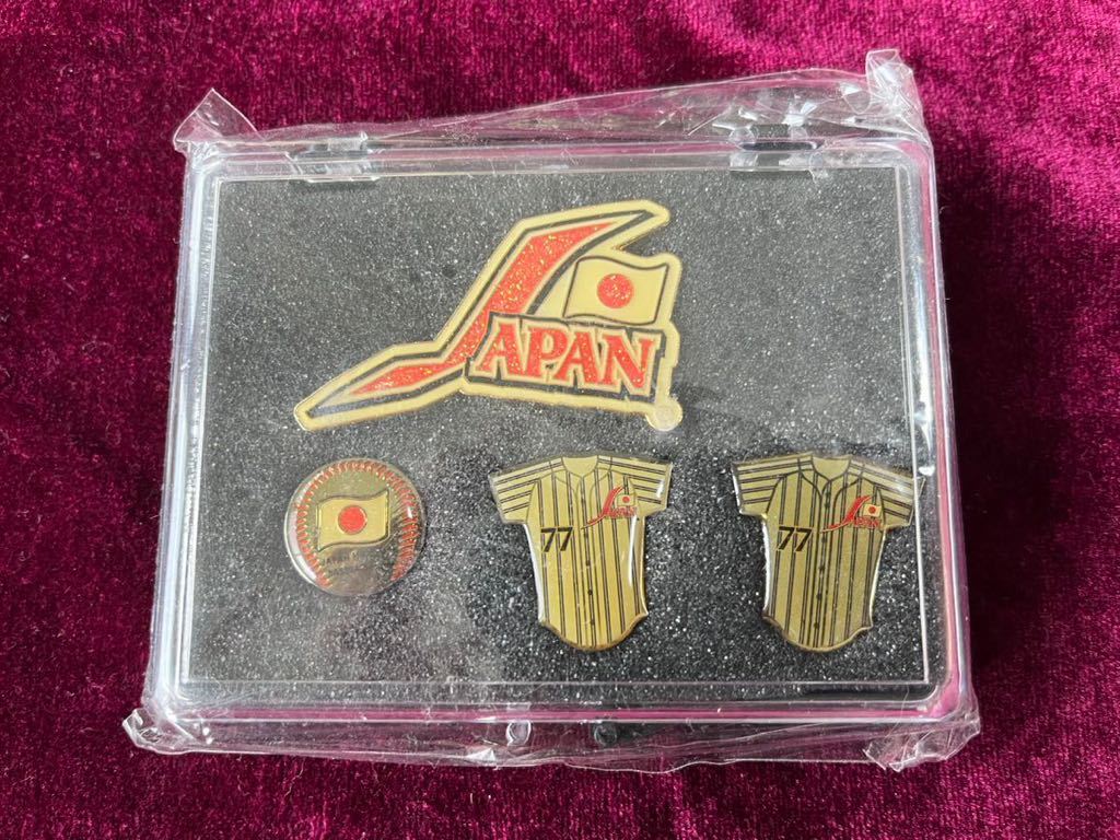 * unused ** baseball Japan representative * pin badge 4 piece set 