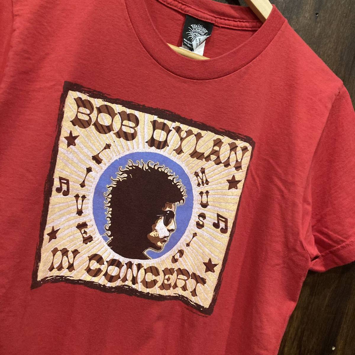 Bob Dylan ボブディラン バンドT 05年 赤 Sサイズ ロックT 半袖Tシャツ In Concert