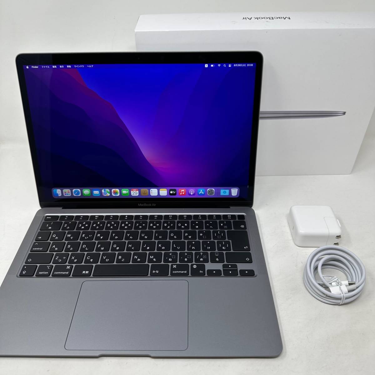 美品MacBook Air 13インチM1チップ8GB 256GB MGN63J/A スペース