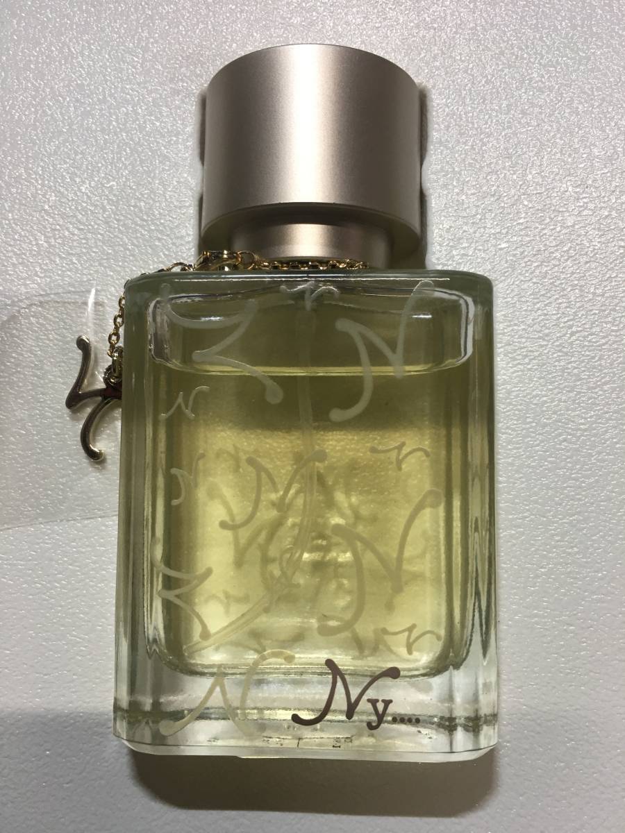 香水 新品 Ny.. ニィ アロマティックアンバー AAA 西島隆弘プロデュース オードトワレAA 香水 50ml PERFUME 付属 チャーム付き 清潔感 香物_画像1