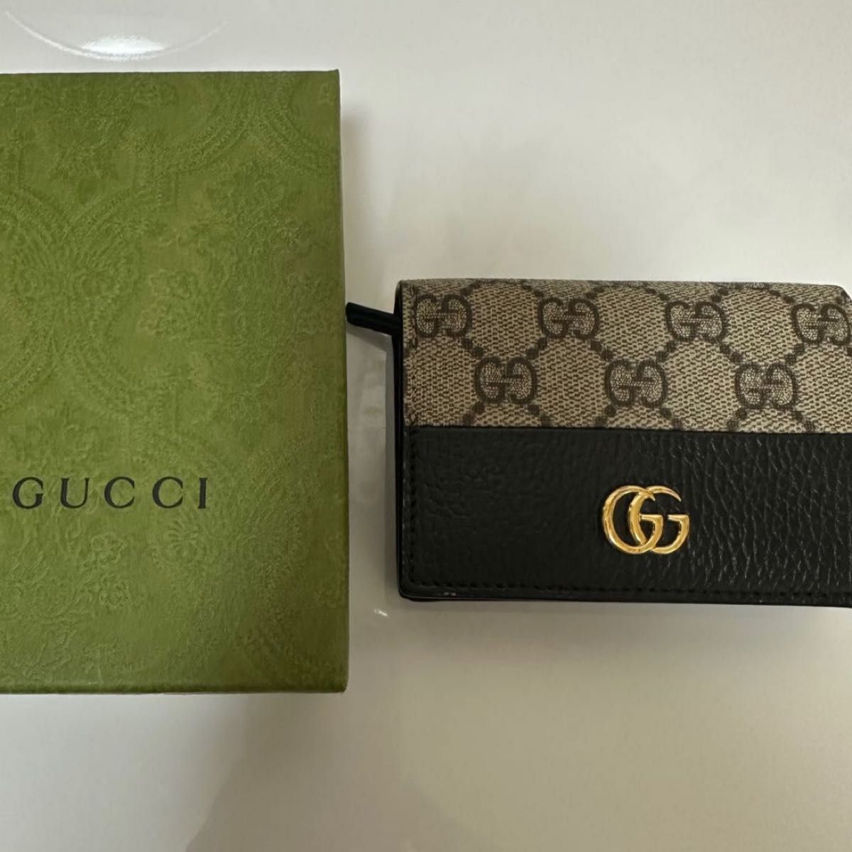 GUCCI 二つ折り財布 グッチ オンライン限定 カードケース ウォレット