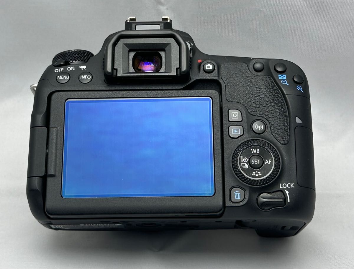 Canon EOS D ダブルズームレンズキット wifi搭載 ショット数1