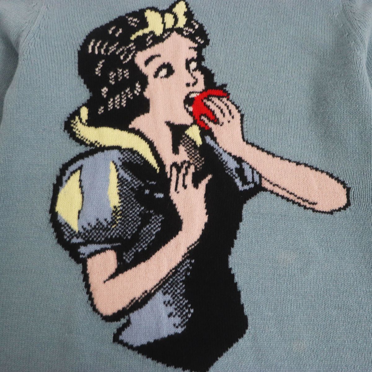 Yahoo!オークション - 美品 グッチ×ディズニー 519447 白雪姫 Yahoo!オークション - 美品 グッチ×ディズニー 519447 白雪姫