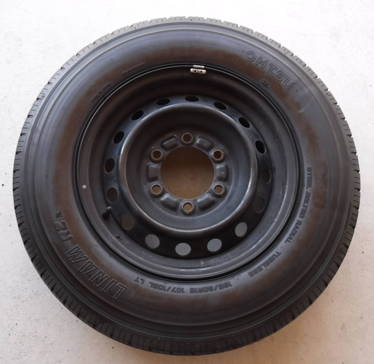 Hiace 0 Series Original Steel Wheel Tire Ohtsu Linam R2 195 80r15 107 105l Lt 7 Amount Of Crown 1 Pcs Real Yahoo Auction Salling Hiace 0 Series Original Steel Wheel Tire Ohtsu Linam R2 195 80r15 107 105l Lt 7 Amount Of Crown 1 Pcs Real Yahoo Auction Salling