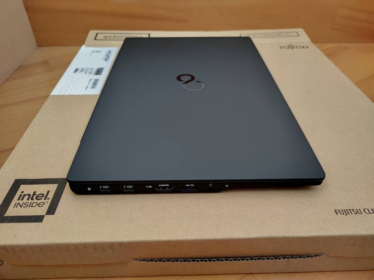 新品同様】富士通LIFEBOOK FMVU90F3B UH90/F | JChere雅虎拍卖代购