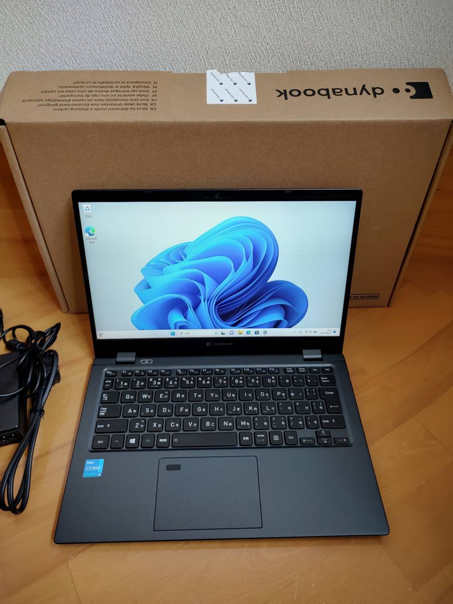 とっておきし福袋 【used】dynabook G83/HR Intel Core i5-1135G7