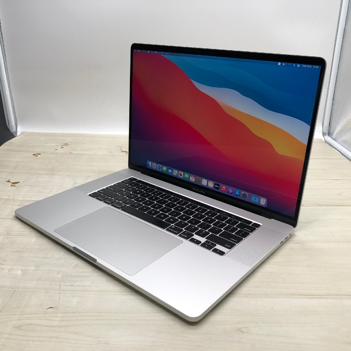 Apple MacBook Pro 16-inch 2019 Core i9 2.40GHz/32GB/512GB(NVMe