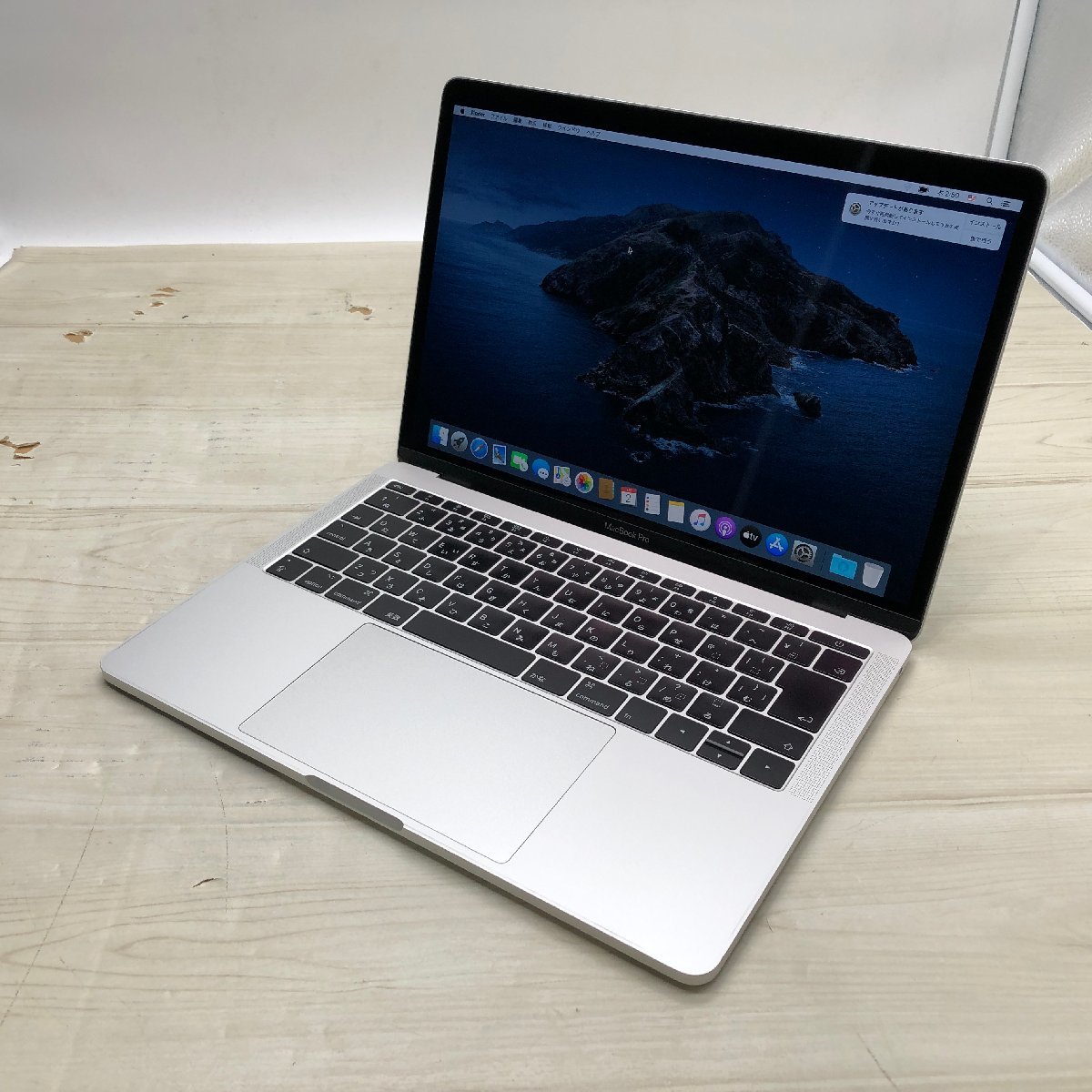 Apple MacBook Pro 13-inch 2017 Two Thunderbolt 3 ports Core i5