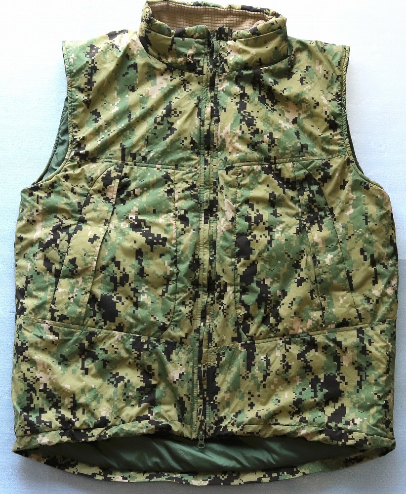 ☆米軍実物 PCU AOR2 Level7 プリマロフトベスト L/L 美品 primaloft