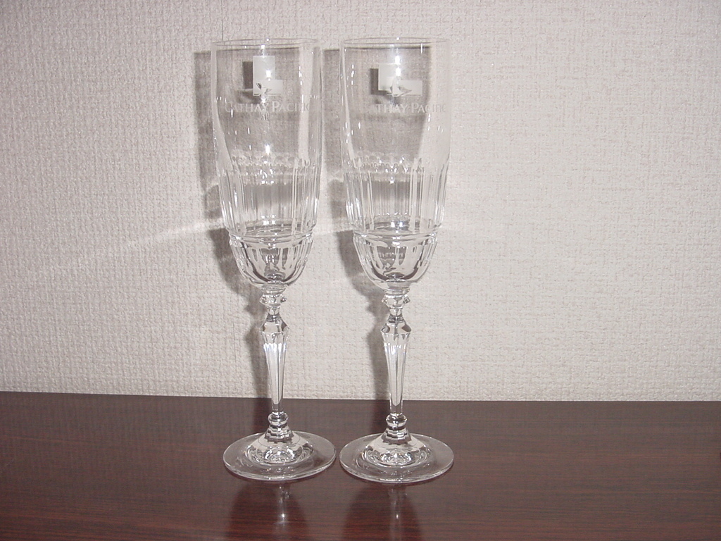 新品★Noritake ノリタケ × CATHAY PACIFIC キャセイパシフィック航空★クリスタル シャンパングラス 2客セット　CZECH_画像2