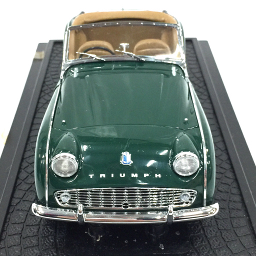 ジャンク】 京商 KYOSHO 1/18 トライアンフ TR3A ミニカー ジャンク】 京商 KYOSHO 1/18 トライアンフ TR3A ミニカー