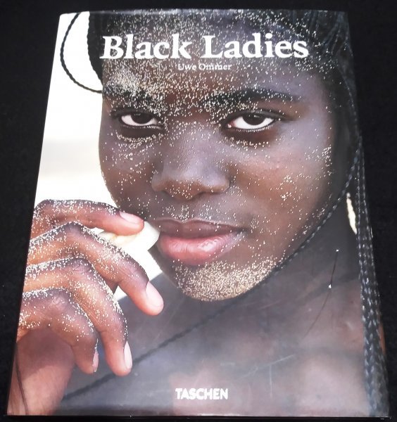 u-ve* on ma- black person woman foreign book photoalbum / Black Ladies*Uwe Ommer black beauty semi nude Ebony Topless hard cover large version 