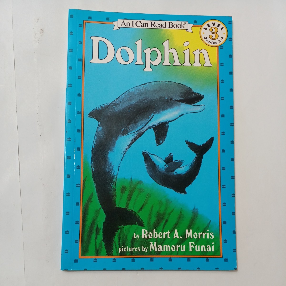 zaa-488♪Dolphins/The Big Balloon Race (Level-3) Robert A Morris(著) HarperCollins Children's Books（1992年）2冊セット