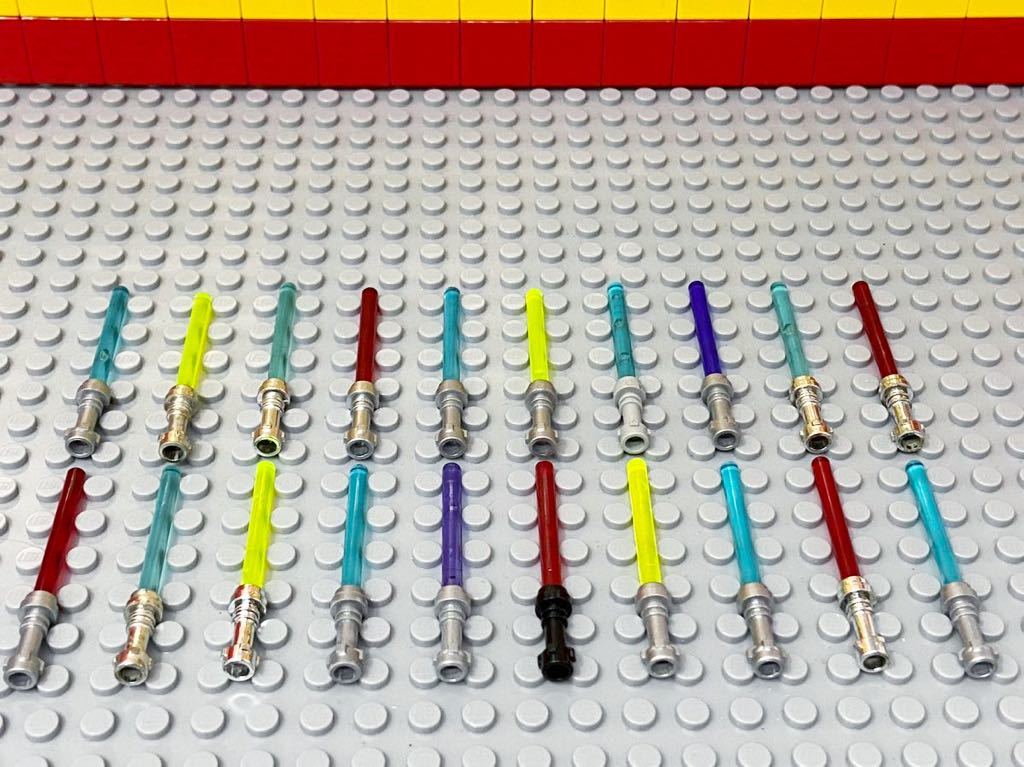 ☆スターウォーズ☆ レゴ ミニフィグ用小物 大量20個 ライトセーバー ライトセイバー 武器 ( ジェダイ シス B80812の画像1