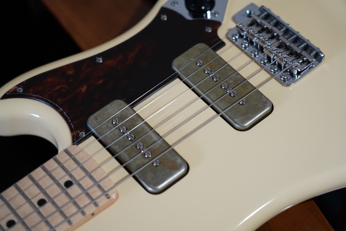 Fender Daiki Tsuneta Swinger スウィンガー king gnu 常田 の Fender Daiki Tsuneta Swinger スウィンガー king gnu 常田 の