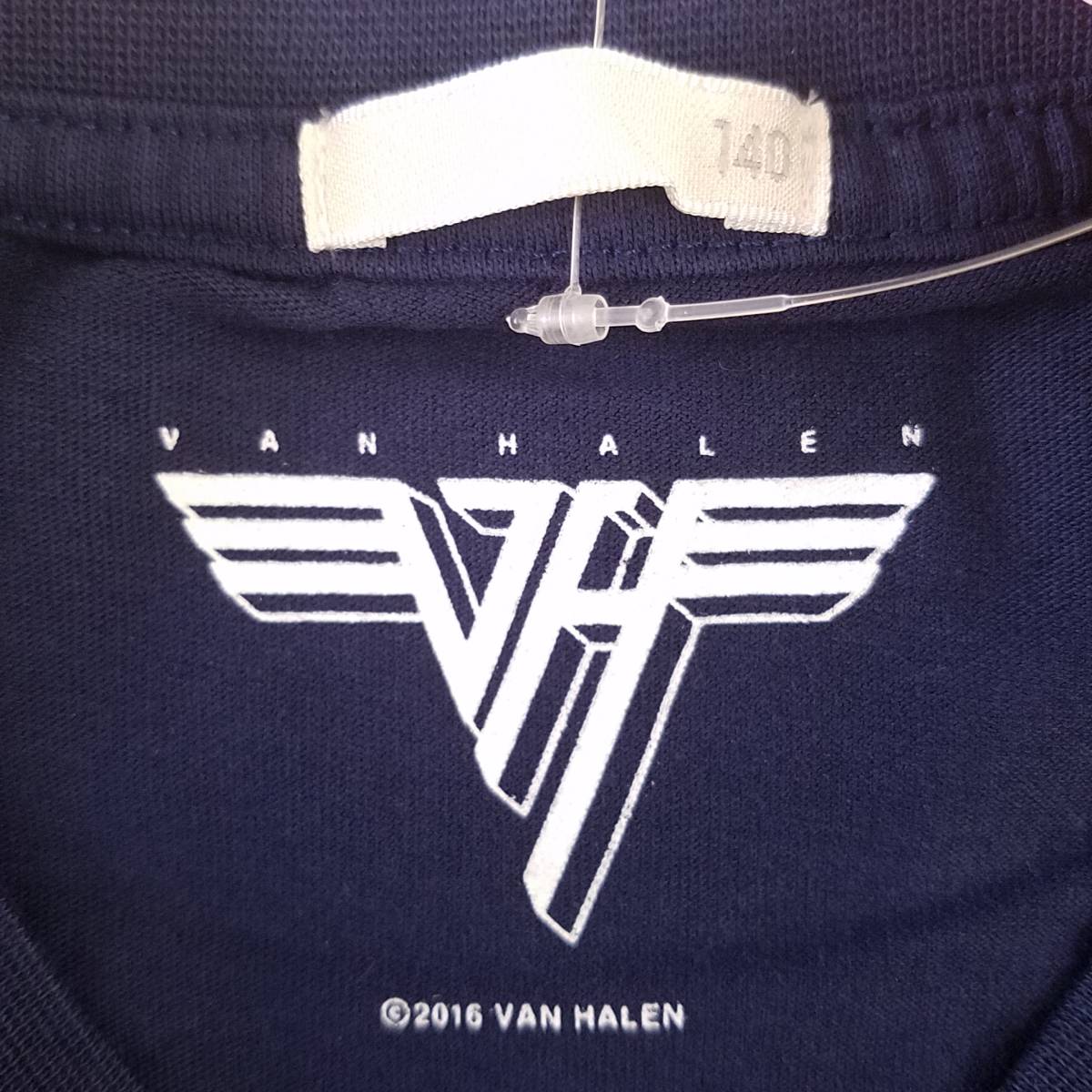 魅惑のバンドT特集! 新品『GU(ジーユー) × VAN HALEN(ヴァン・ヘイレン)』BOYS グラフィックTシャツ(半袖) ネイビー サイズ140／ロックT_画像3