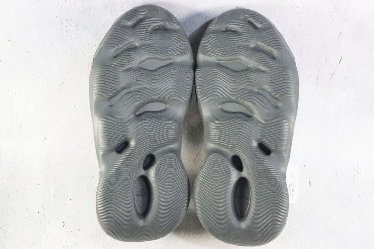 adidas Yeezy Foam Runner “CARBON” RNR IG .5cm イージー