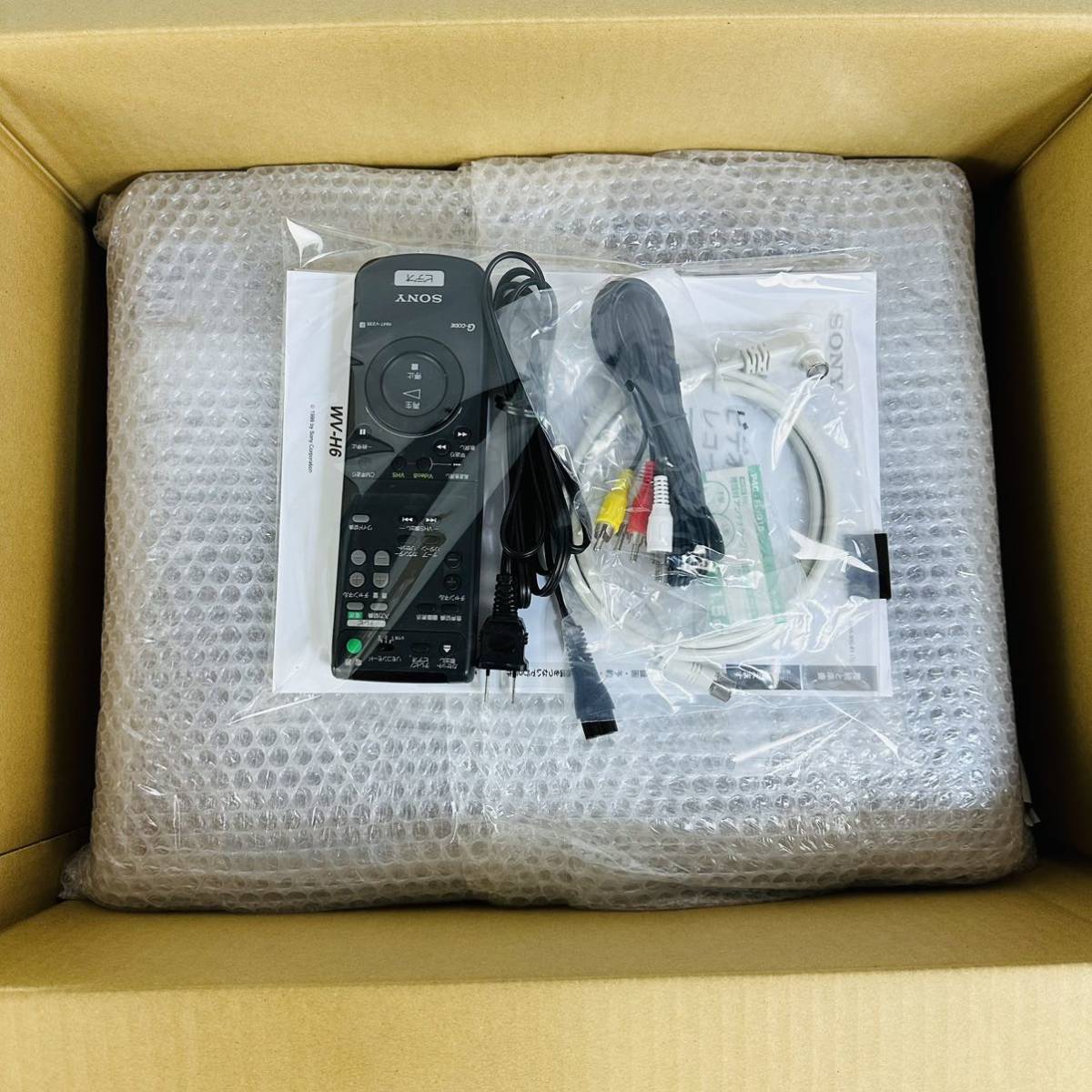 SONY ソニー WV-H6 Hi8+VHS ビデオデッキ 純正リモコン付き 日本 SONY ソニー WV-H6 Hi8+VHS ビデオデッキ 純正リモコン付き 日本
