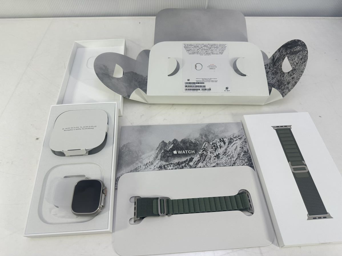 Apple Apple Watch ULTRA 　アップルウォッチ ウルトラ　49mm/S 　チタニウムケース/グリーンアルパインループ（S)　美品