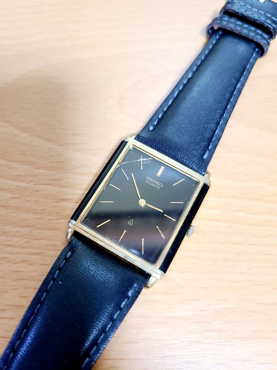 SEIKO セイコー 5930-5640 スクエア ゴールド ブラック 黒文字盤 SEIKO セイコー 5930-5640 スクエア ゴールド ブラック 黒文字盤