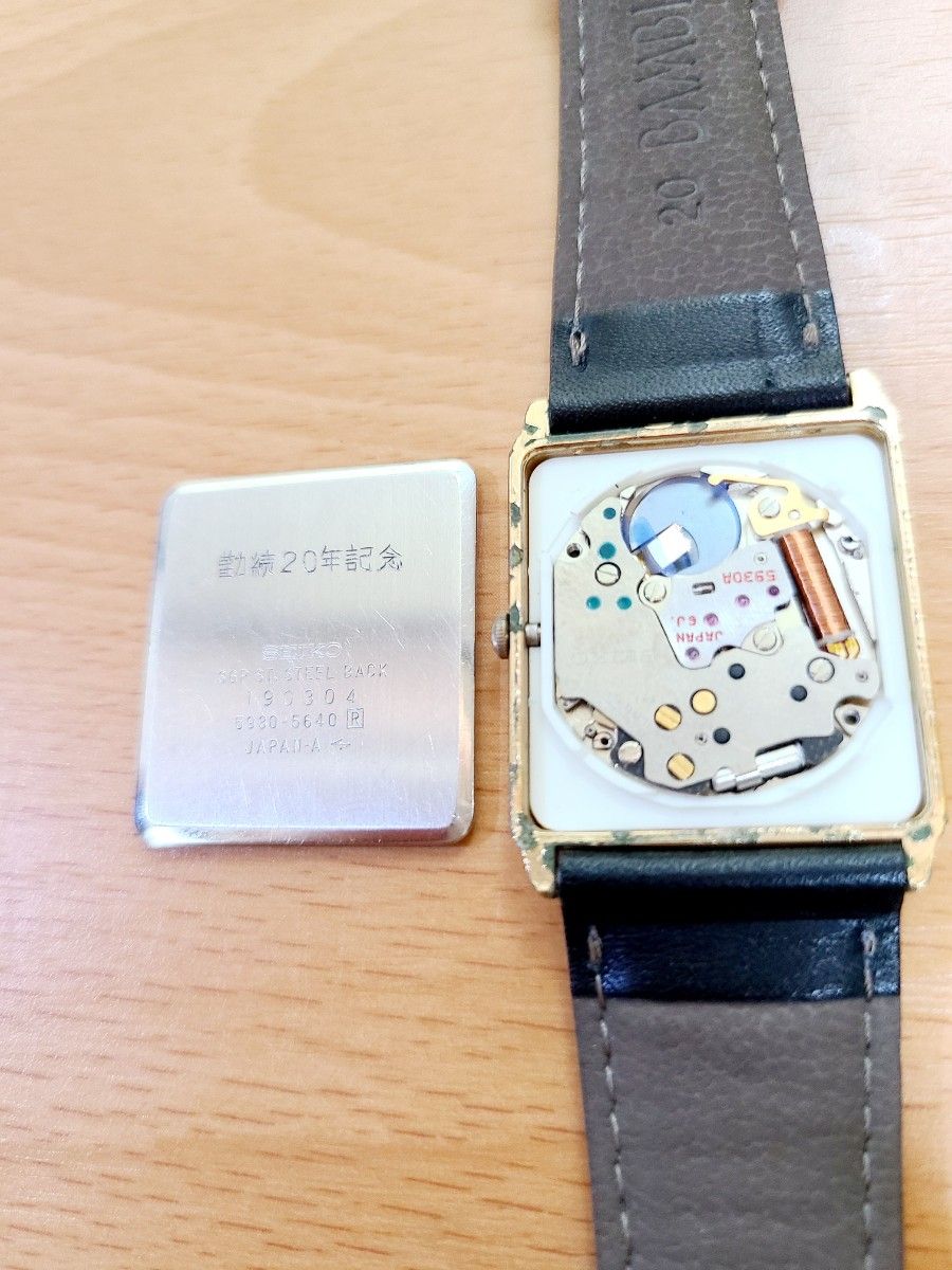 SEIKO セイコー 5930-5640 スクエア ゴールド ブラック 黒文字盤 SEIKO セイコー 5930-5640 スクエア ゴールド ブラック 黒文字盤