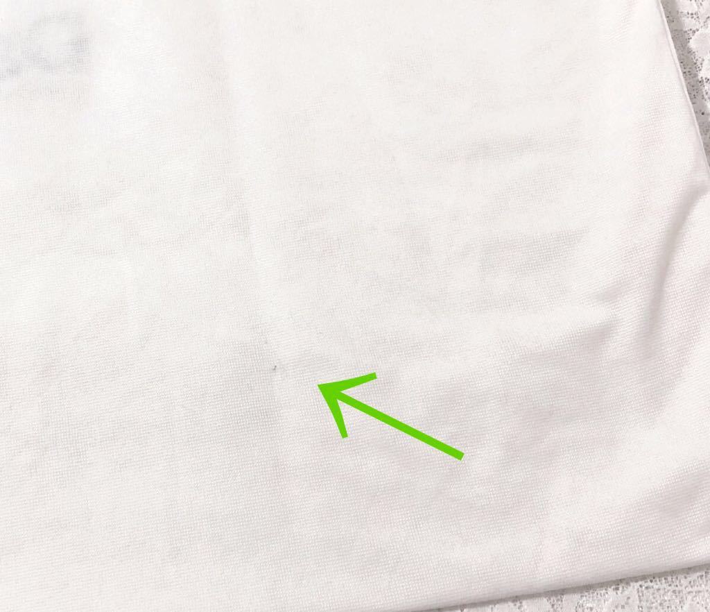ドルチェ&ガッバーナ「DOLCE&GABBANA 」バッグ保存袋 特大サイズ (2794) 正規品 付属品 内袋 布袋 巾着袋 71×58cm ホワイト 不織布製 _所々に小さな汚れがあります