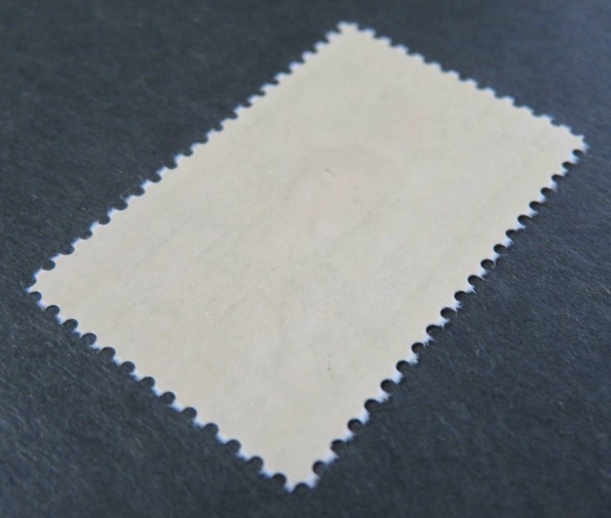 【アメリカ切手・記念切手：未使用】 看護婦100年 4c [スコット番号・1190]（評価○極美品）の画像3