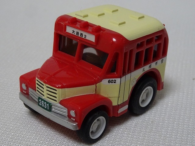 札幌市営バス ボンネット型赤　チョロQ 未使用 タカラ_画像1