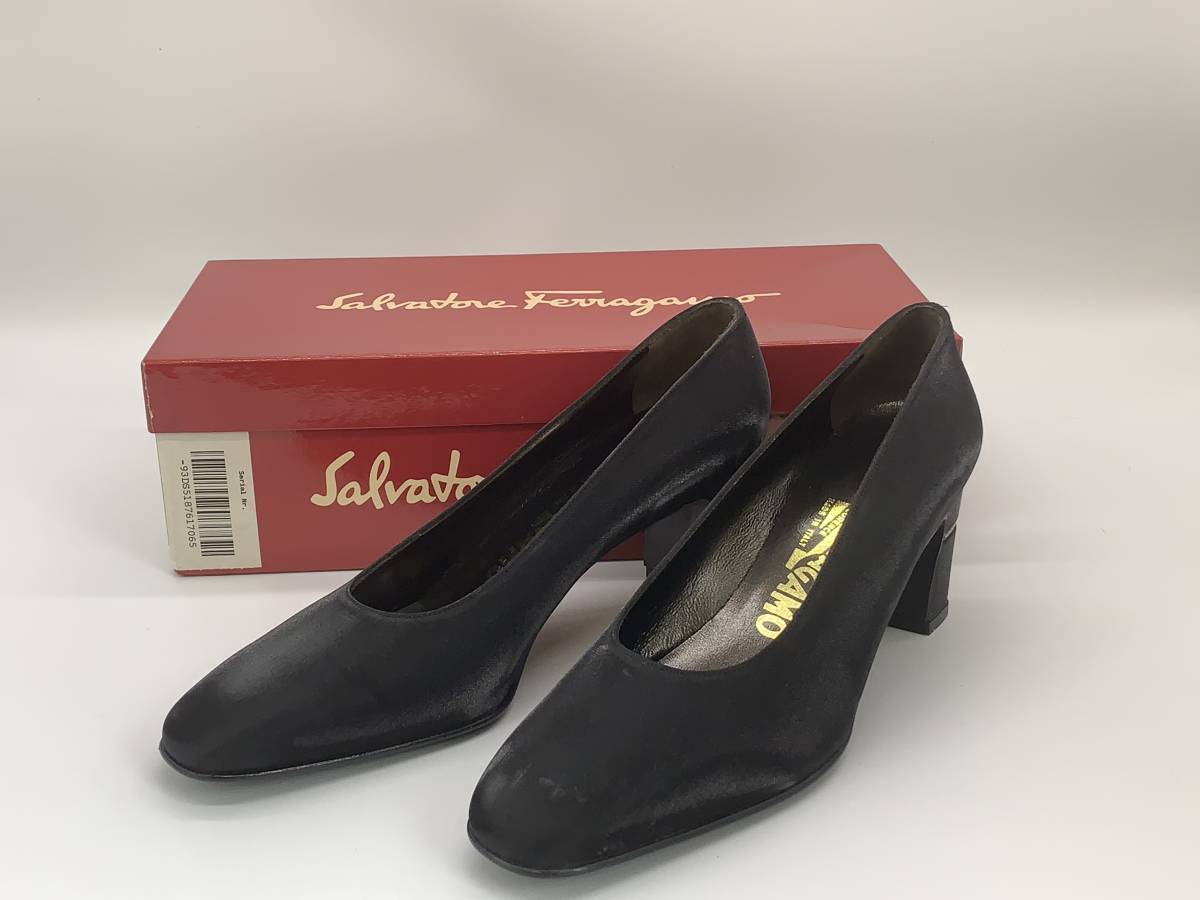 女の子向けプレゼント集結 ☆Salvatore Ferragamo フェラガモ CRANNY