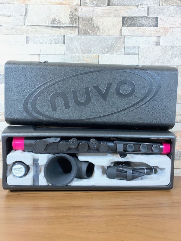 8581 美品NUVO ヌーボプラスチック製管楽器完全防水仕様サックスC調