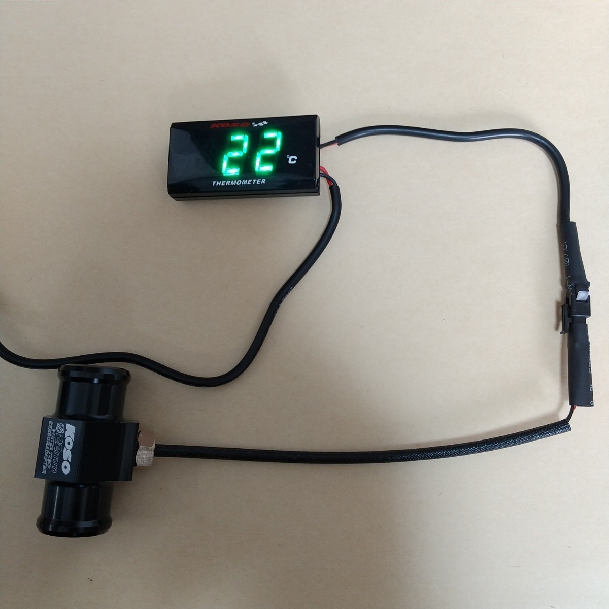 【22mm】グリーン 緑 koso デジタル水温計 油温計 センサー アダプタ付き サーモメーター_画像1