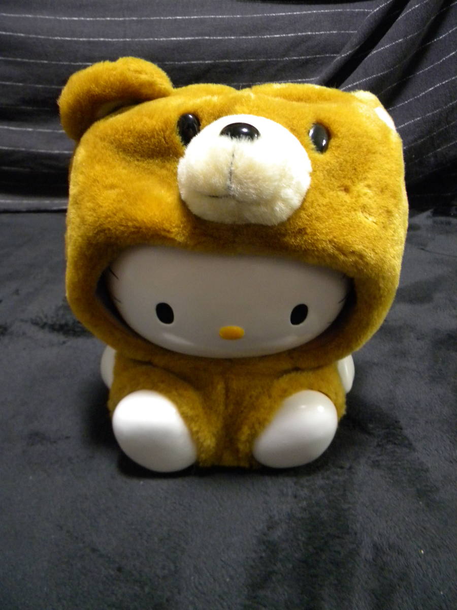 訳あり商品 ハローキティちゃん★着ぐるみ ★レア★サンリオ★ 貯金箱★熊 フィギア 置物 インテリア くま クマ ハローキティ 訳あり商品 ハローキティちゃん★着ぐるみ ★レア★サンリオ★ 貯金箱★熊 フィギア 置物 インテリア くま クマ ハローキティ