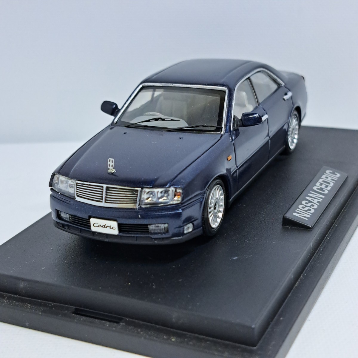 ヤフオク! - 1/43 MTECH エムテック 日産 セドリック