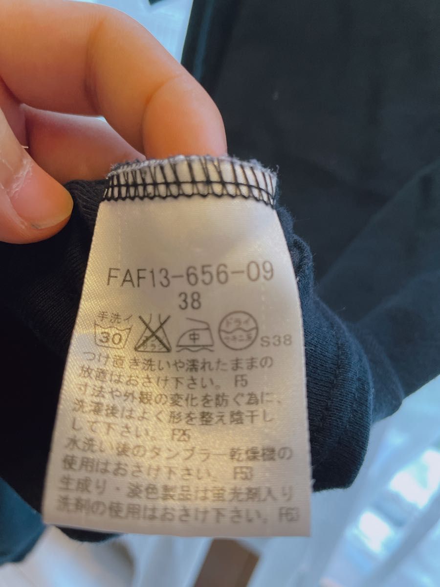 BURBERRY バーバリーバイブラックレーベル　ロゴtシャツ　レディース　38