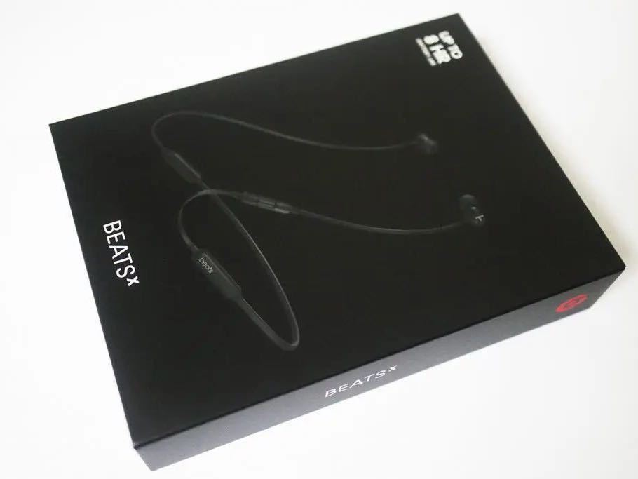 BeatsX ワイヤレスイヤホン 新品未開封品 Apple W1ヘッドフォンチップ Class 1 Bluetooth マグネット式イヤーバッド ブラック_画像4