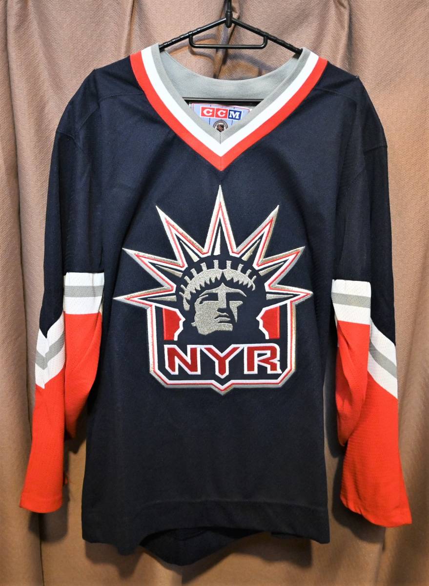 新品,タグ付き未使用品 CCM NEW YORK RANGERS (ニューヨークレンジャーズ) カナダ製 ジャージ シャツ ユニフォーム M 【NHL,アイスホッケー