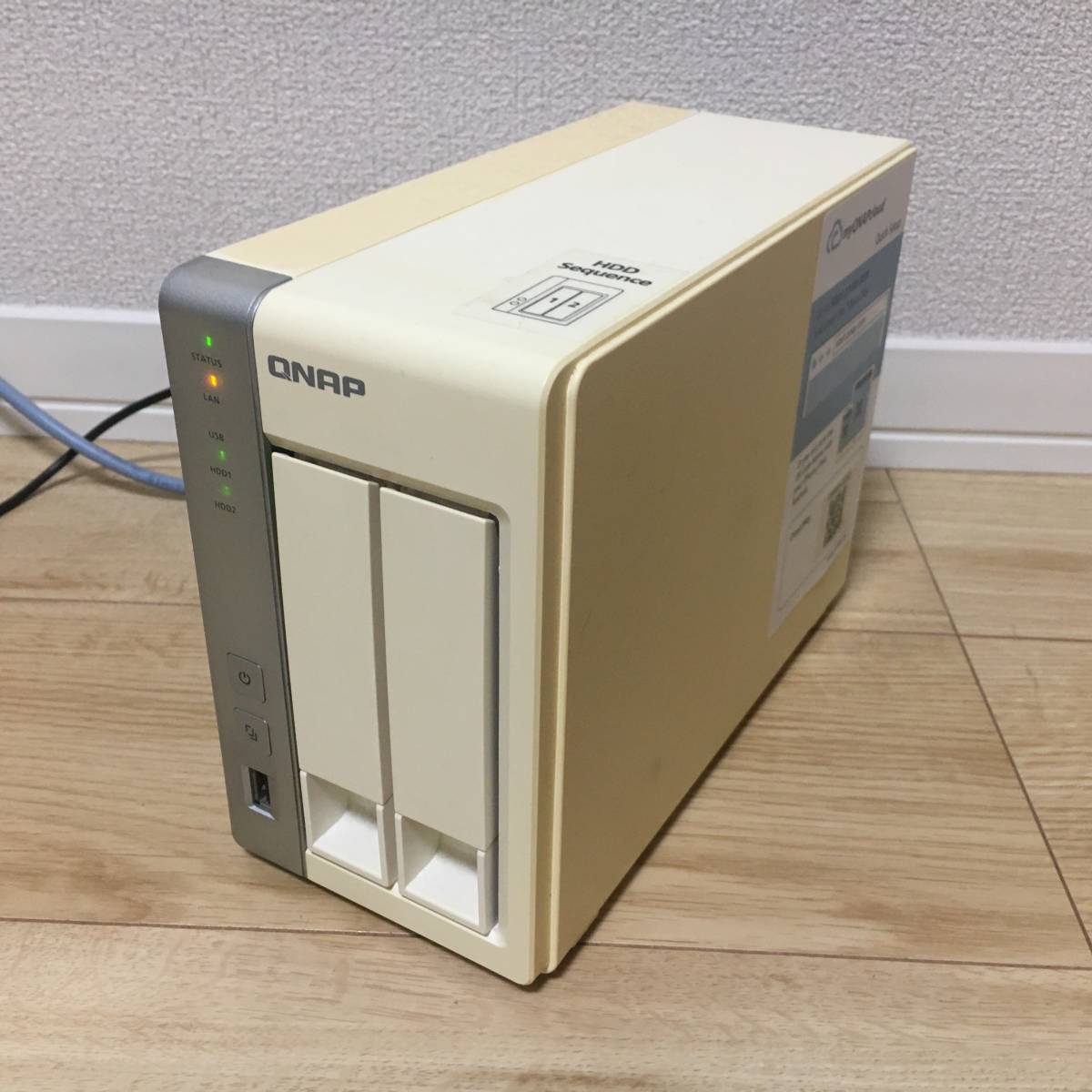 パーティを彩るご馳走や QNAP ネットワークストレージ NAS 動作確認