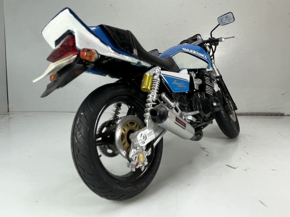 1/12プラモデルSUZUKI GSX400FS「インパルス」青/白 1/12プラモデルSUZUKI GSX400FS「インパルス」青/白