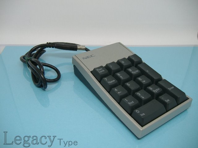 【NEC テンキーボード　PC-VP-KB01　USB接続】_画像1
