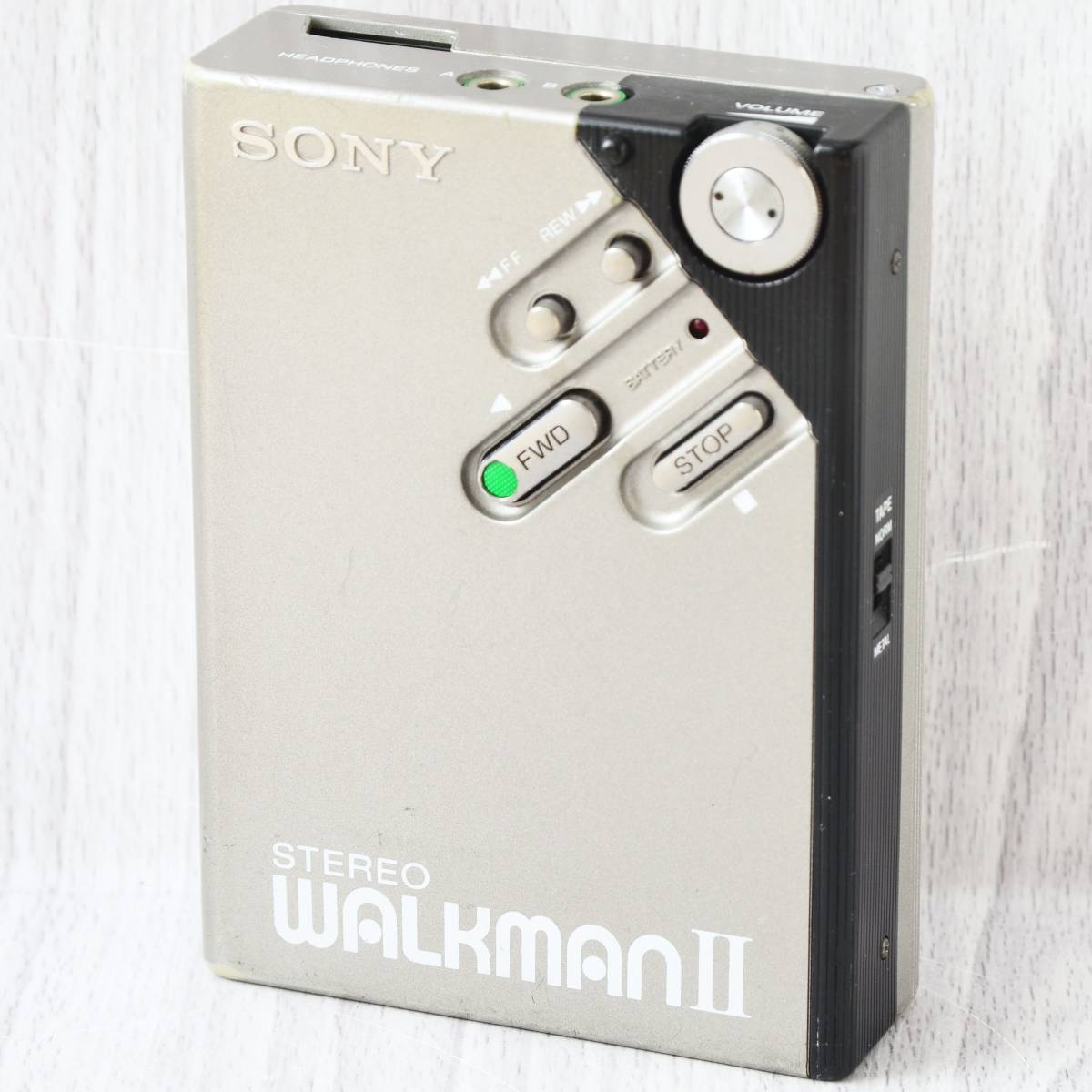 SONY WALKMAN WM-2 カセットウォークマン 銀 ケース付 修理・整備済 完